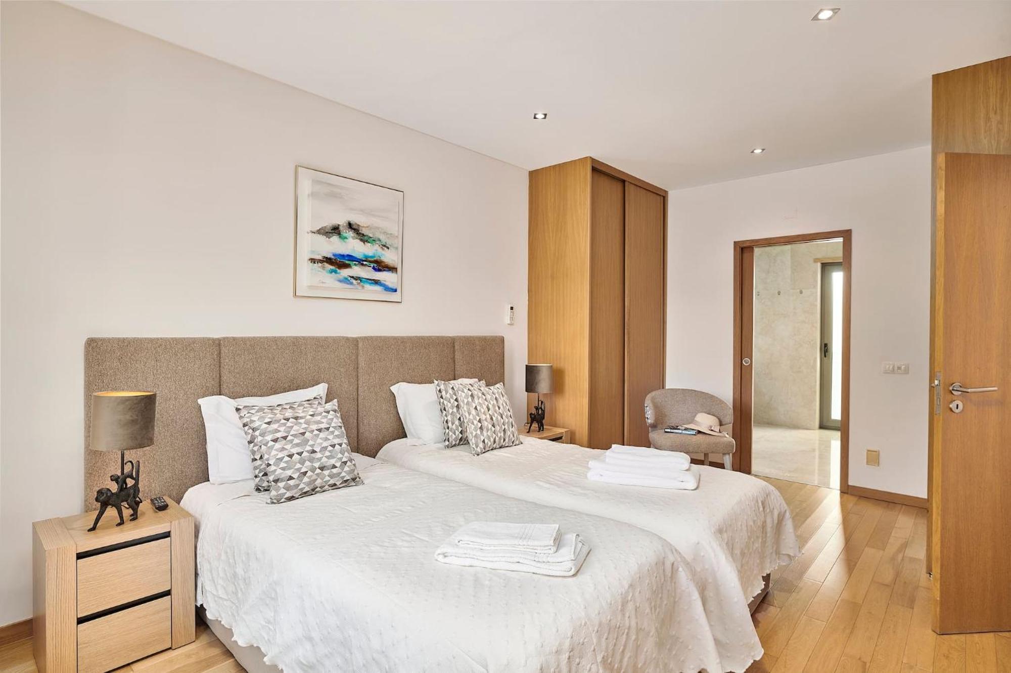 Stylish Townhouse In Tavira Centre, Shared Pool Vila Exterior foto